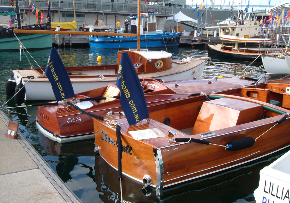 Classic wooden speedboat